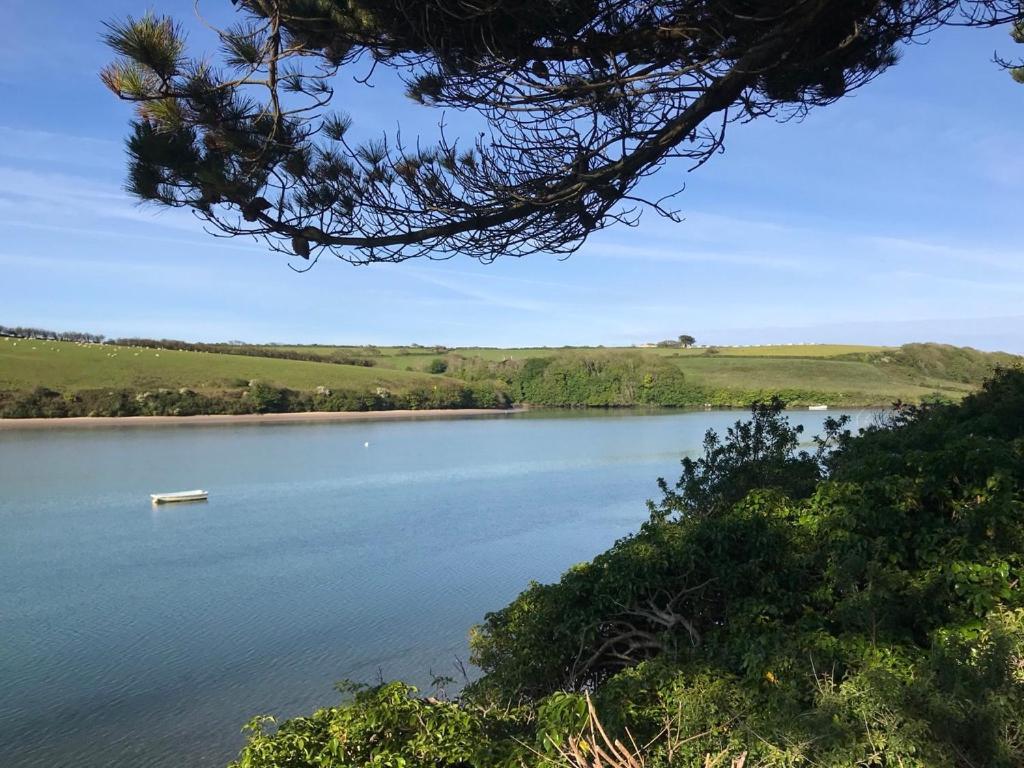 Large 5 Bed 3 Bath House 300 Meters From Beach And Restaurants Newquay  Luaran gambar